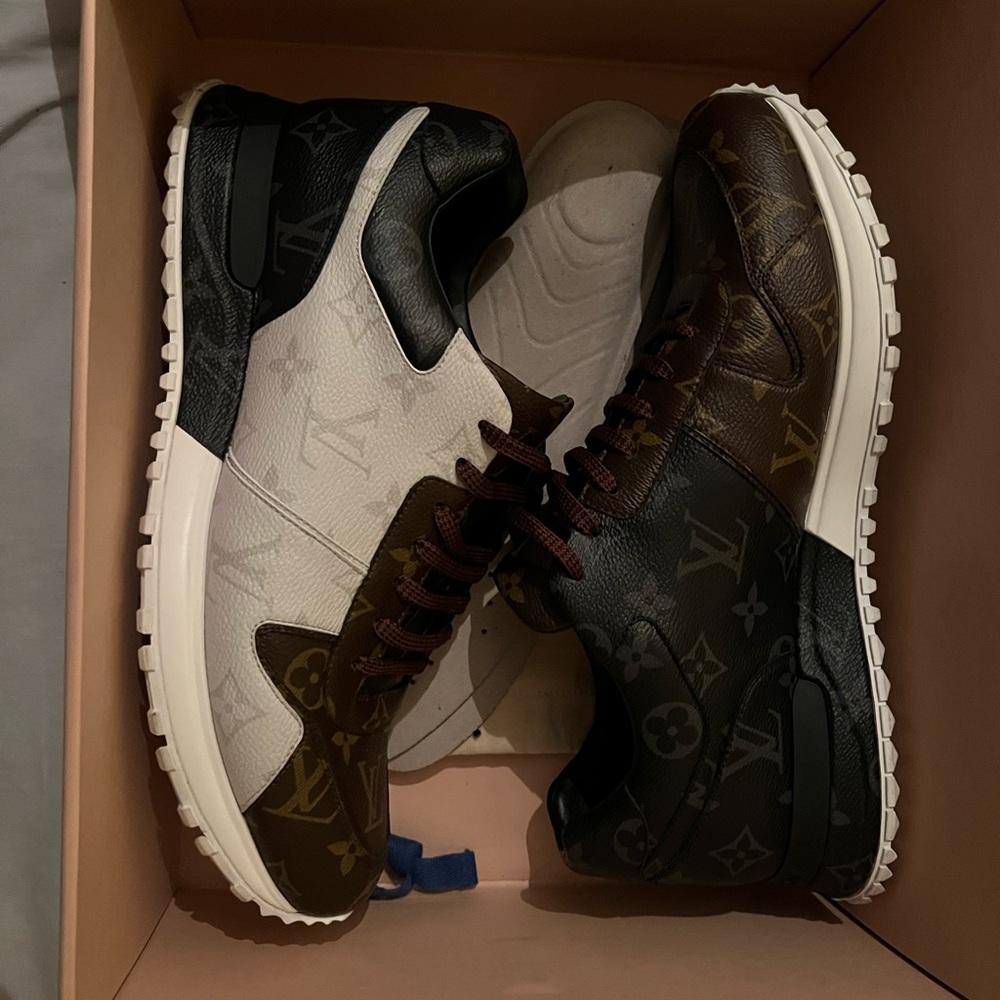 - LV tri color runaway sneakers